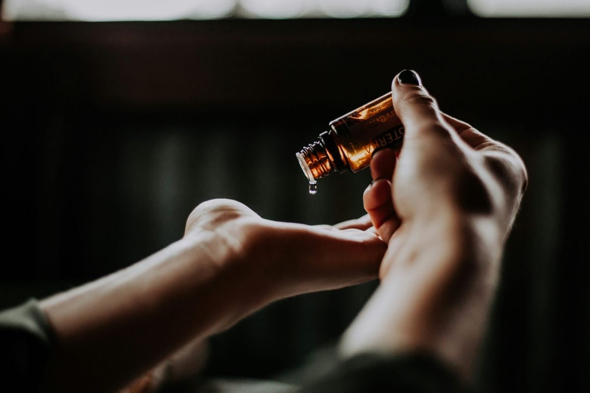 Penismassage: 5 Tipps für ein heißes Handspiel • AMORELIE Magazin